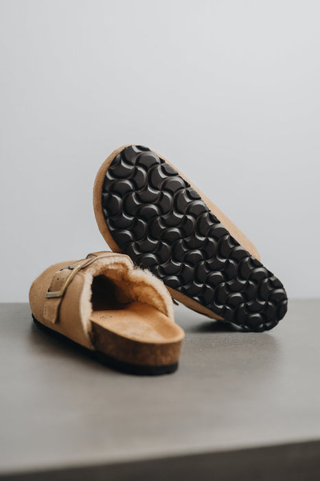 Patterned sole of the baba tabac clog