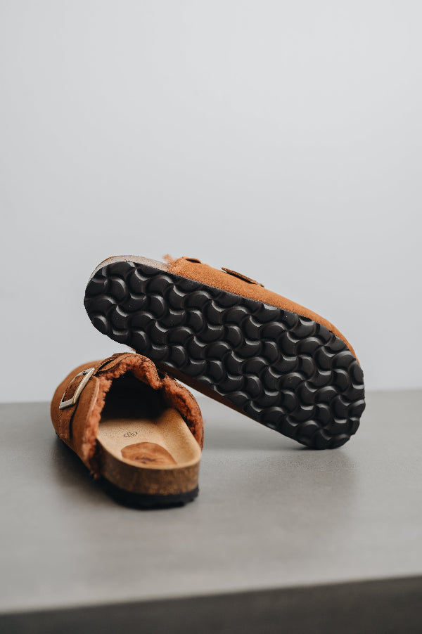 Patterned soul of baba rust clog