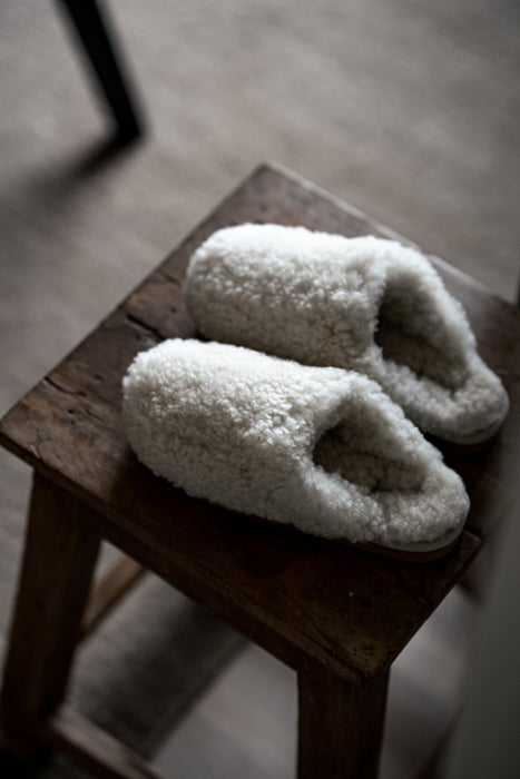 Jenny Shepherd of Sweden Womens Sheepskin Fluffy Slippers Westmorland Sheepskins