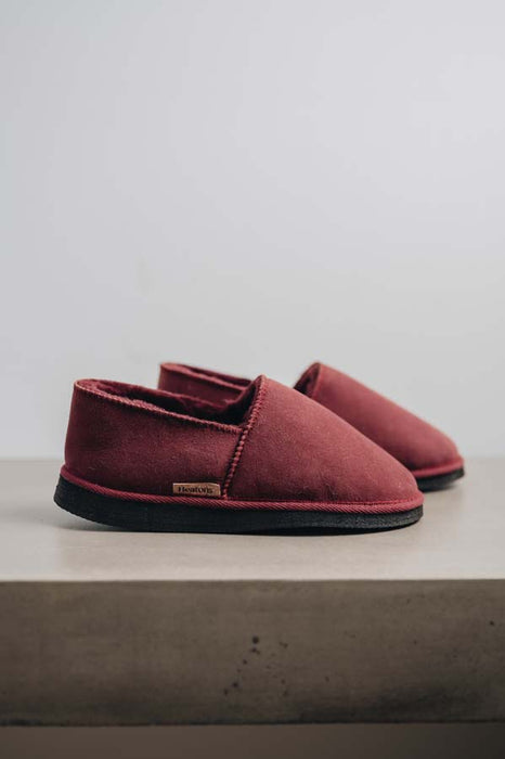 Bordeaux coloured loafer style sheepskin slipper - Tilly profile view