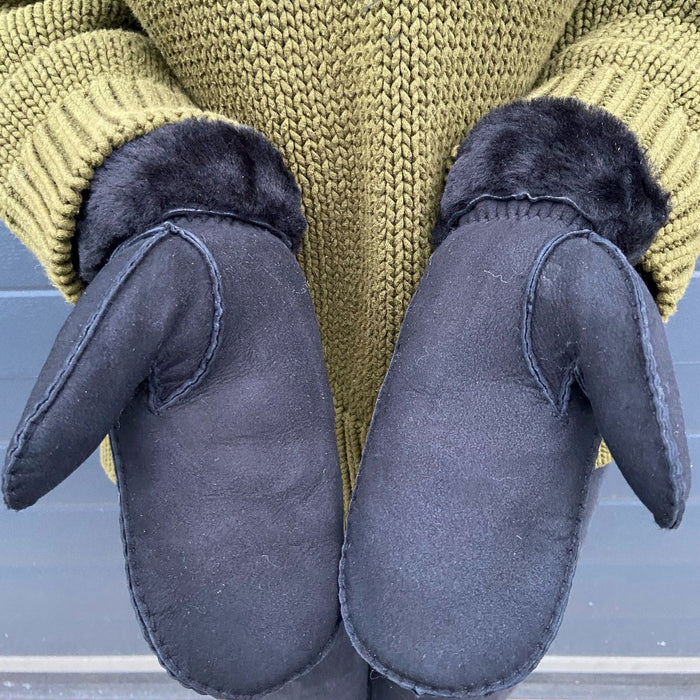 Womens Sheepskin Mitten Black