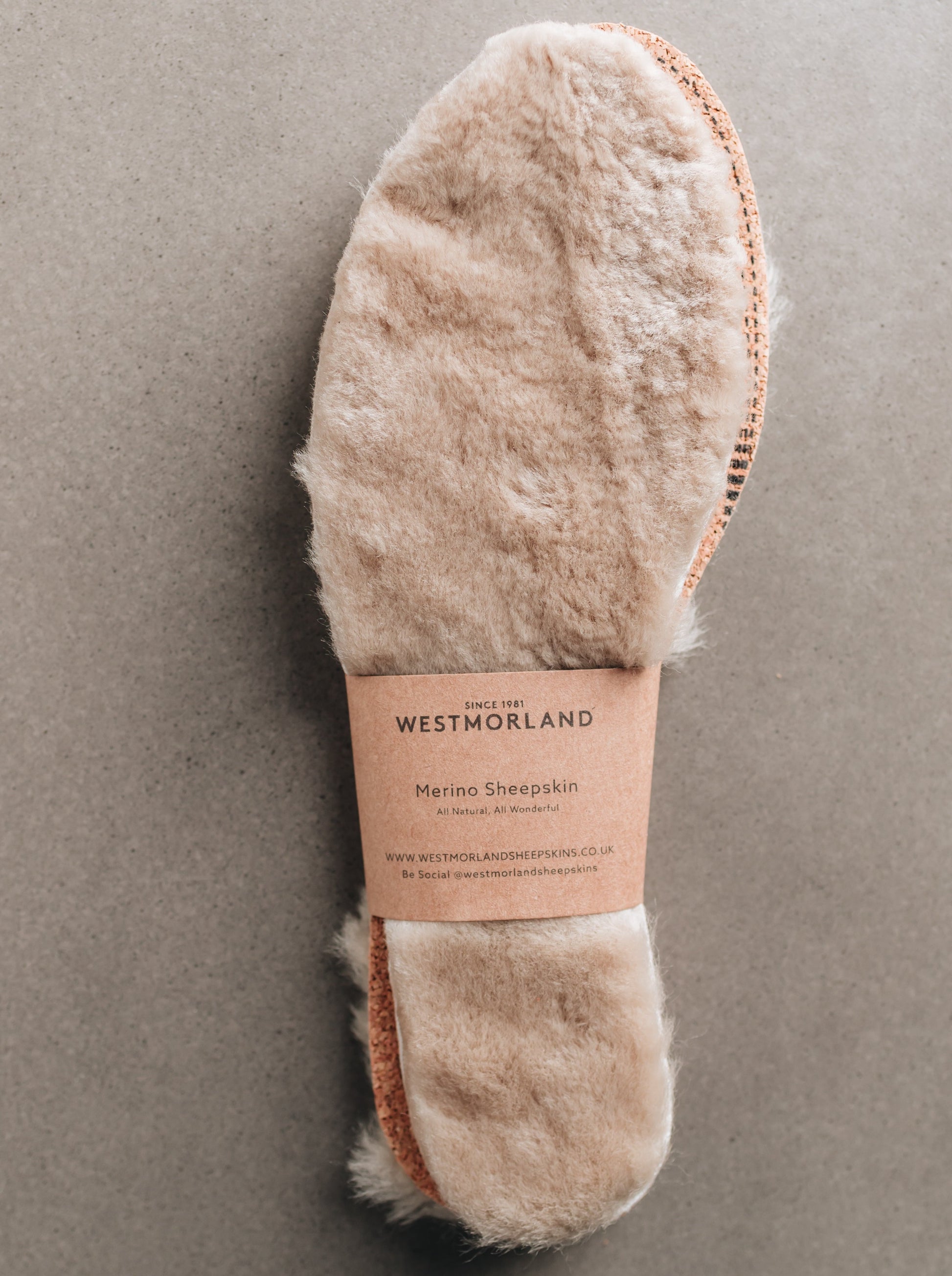 Spanish merino sheepskin insoles with cuttable Size Guide
