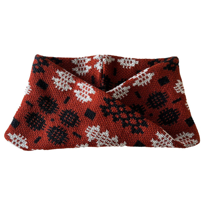 Folded MABLI Brick Rusty Red Patterned Carthen Wrap. SUper warm and stylish woven Wool wrap, designed to keep you kneck and head warm. Carthen Brick Rusty Red is a rich Red with charcoal grey, and white patterning.
