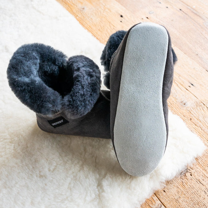 Soft Sole of Womens 100% sheepskin Slippers style Mariette