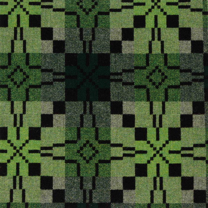 Reverse fabric for Woodland Greeen Vintage Star Wool Throw, Melin Tregwynt woven wool throw. Feautres Vintage Star repeating pattern in bright greens and deep brown.