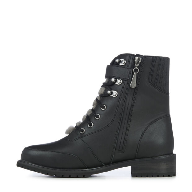 Emu Australia Women's Black Leather Boots. Black Leather Boots with sheepskin shoe tongue, black laces and detailing. Comes with side zipper.